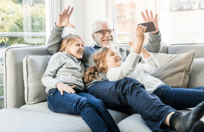 Patient with anemia due to CKD interacting with loved ones